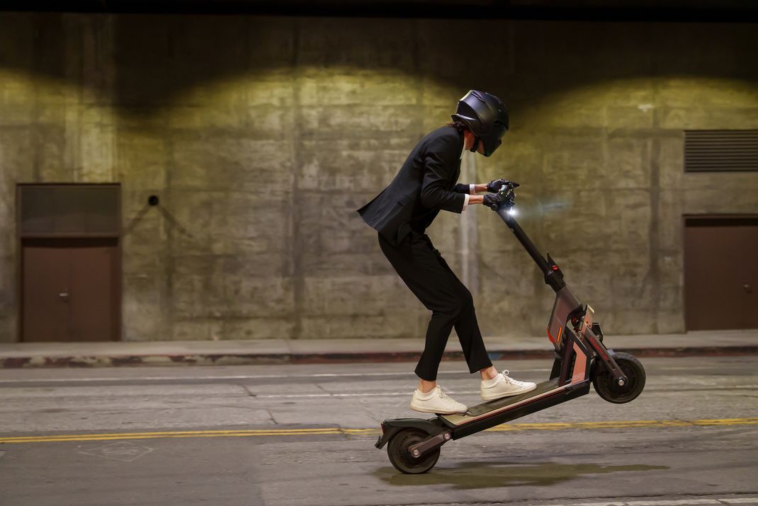 elektrokolobezka Segway KickScooter GT2  24